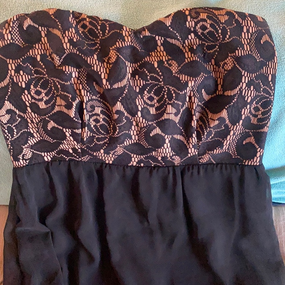 Strapless LBD